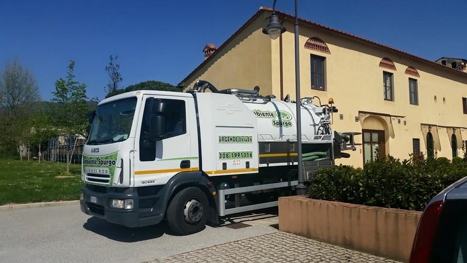 Spurgo fognature e pozzi neri Prato, Empoli, Firenze: tutto ciò che devi sapere